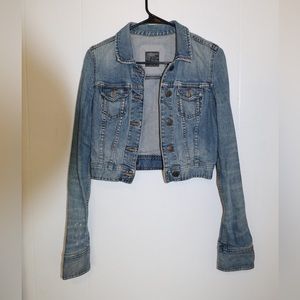 Abercrombie & Fitch Size Medium Juniors Distressed Y2K Cropped Denim Jean Jacket